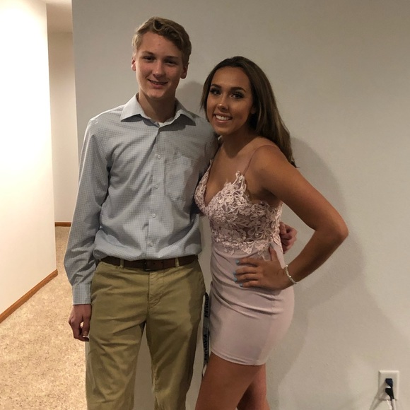 Homecoming dress - Picture 4 of 4